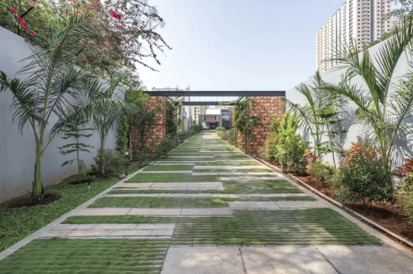 Vastu for Driveway Orientation: Building Prosperity with the Right Foundation